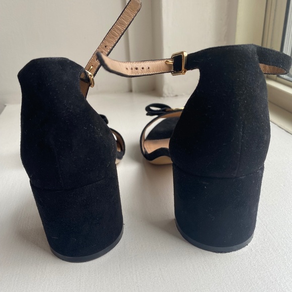 Salvatore Ferragamo Gavin Black Suede Block Heel Sandal Italy Logo Bow - Picture 8 of 8